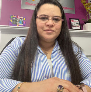 Meet your Posher, Iris